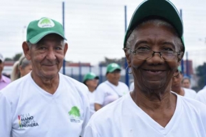 Con ‘Club de Caminantes’, 7.000 abuelitos beneficiarios del Distrito demuestran su vitalidad