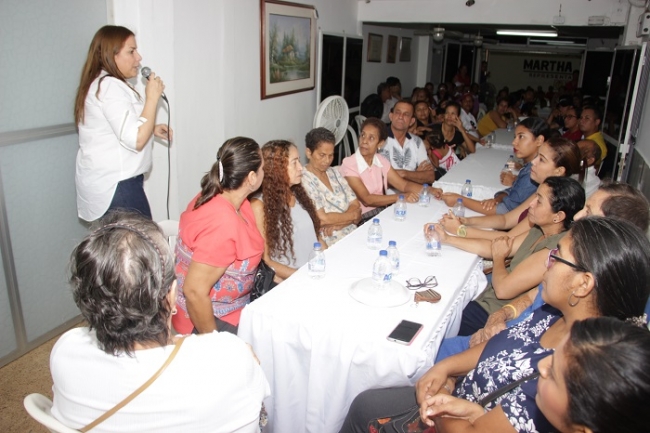 Crecen los apoyos en Soledad a campaña de Martha Villalba