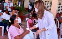 Secretaría de la Mujer del Atlántico entrega donaciones a mujeres víctimas del conflicto armado en Candelaria