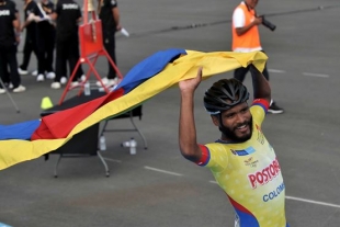 Alex Cujavante, del Team Barranquilla, campeón mundial en los World Roller Games en Barcelona