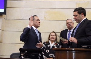 Efrain Cepeda es el nuevo presidente del Senado