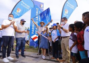 Gobernadora del Atlántico entregó un nuevo parque en Campo de la Cruz