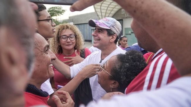 Una nueva encuesta, esta vez de la empresa Datanálisis, reveló que el candidato Alejandro Char mantiene el liderazgo en la intención de voto por la Alcaldía de Barranquilla con un 83.4 %.