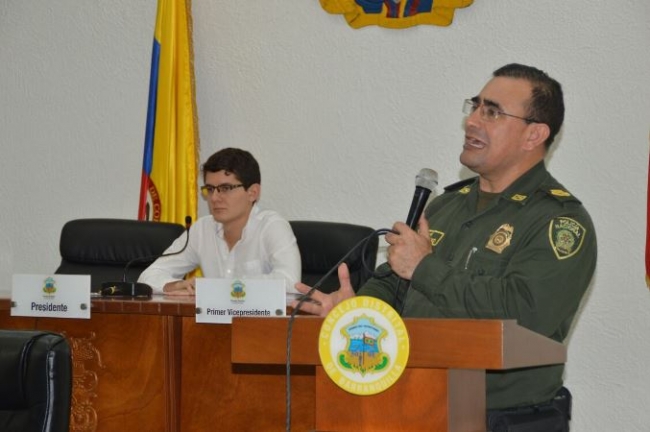 Comandante de Policía Metropolitana José Luís Palomino socializa el Código de policía y rinde un informe de la aplicación del mismo en el Distrito.