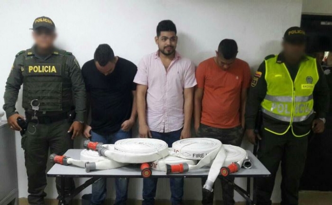 Policía captura a tres presuntos delincuentes en el barrio La Campiña