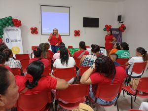 Madres líderes de Soledad beneficiarias de Renta Ciudadana recibieron capacitación por parte del operador de pago