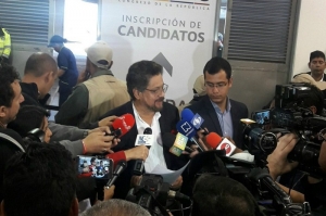 Iván Márquez, durante la inscripción en Corferias