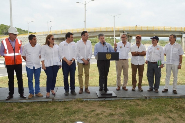 Entregan obras de la vía Barranquilla- Puerto Colombia