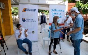 Gobernadora entrega internet móvil gratis a estudiantes de la Universidad del Atlántico