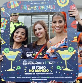 Primera dama y Reina del Carnaval apoyan programa de seguridad víal