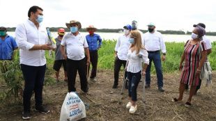 &quot;Con la entrega de kits de siembra, garantizaremos la seguridad alimentaria a más de 2.200 productores del Atlántico&quot;: Elsa Noguera