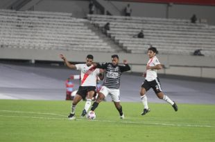 Luis ´Cariaco´ González Durante una acción de juego