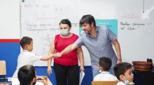 Alianza internacional robustece bilingüismo para estudiantes distritales
