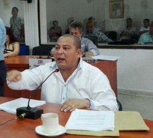 Concejal Ospino Acuña Hace llamado un llamado para buscar salida concertada a crisis de Transmetro