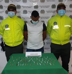 Policía del Atlántico realiza allanamiento contra el tráfico de estupefacientes en Sabanalarga