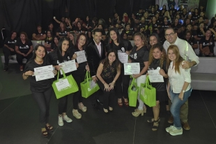 Más de 5.000 mujeres se han capacitado para aumentar sus ingresos familiares