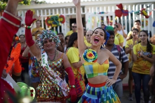 Hacedores del Carnaval y personajes de nuestra fiesta se suman a los cambamberos de Carolina.