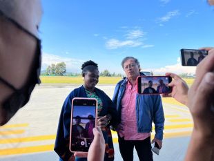 En la Alta Guajira, Petro y Francia retoman la campaña para visitar los cuatro puntos cardinales de Colombia