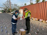 Policía aprehendió 2.250 celulares y 2.409 accesorios en Barranquilla