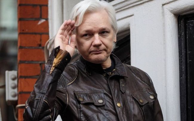 Julian Assange Regresa a Australia tras 12 Años de Batalla Legal