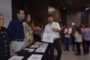 Jaime Pumarejo recibe credencial como alcalde electo de Barranquilla