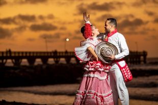 Día Nacional de la Cumbia en el muelle de Puerto Colombia