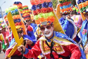 Hacedores del Portafolio de Carnaval reciben apoyo institucional en impuestos y trámites