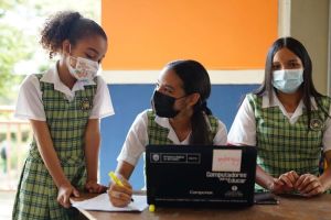 Colegios del Atlántico conforman gobiernos escolares en la Semana de la Participación Democrática