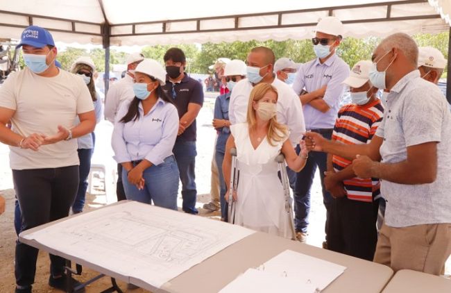 Avanza construcción del parque El Carmen de Candelaria