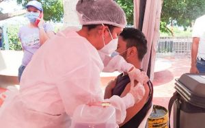 En Santa Lucía, más de 1.300 personas se vacunaron en el primer día de unificación de la vacunación contra el Covid-19