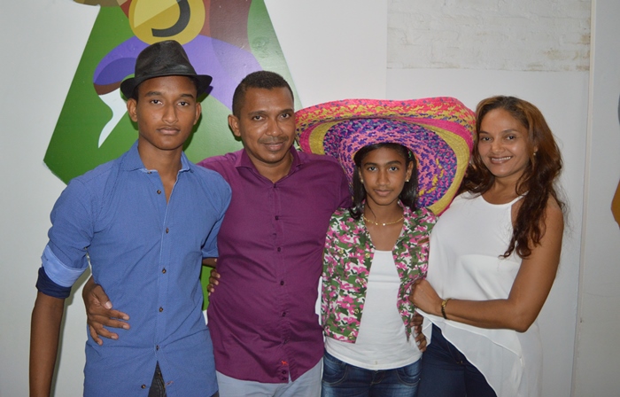 Carlos Andrés Medina, Carlos Alberto Medina, Melany Medina y Mildred Ortiz.