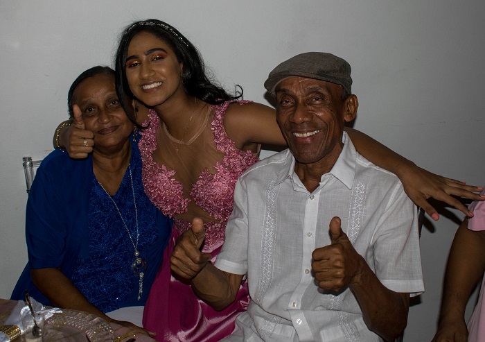 Matilde Medina, Melany Medina, Nimio Medina.