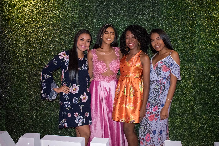 Aura Medina, Melany Medina, María Altahona y Laura Altahona.