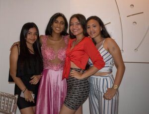 Dayana Hernández, Melany Medina, María Silvana Suárez y Gabriela Moreno.