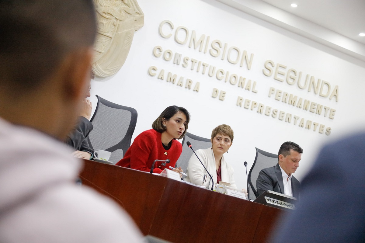 Nuestra misión es fortalecer lazos con EE.UU., no debilitarlos Laura Sarabia