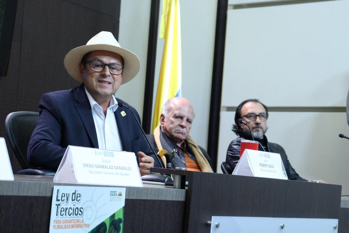 Senado inicia trámite para democratizar la pauta estatal