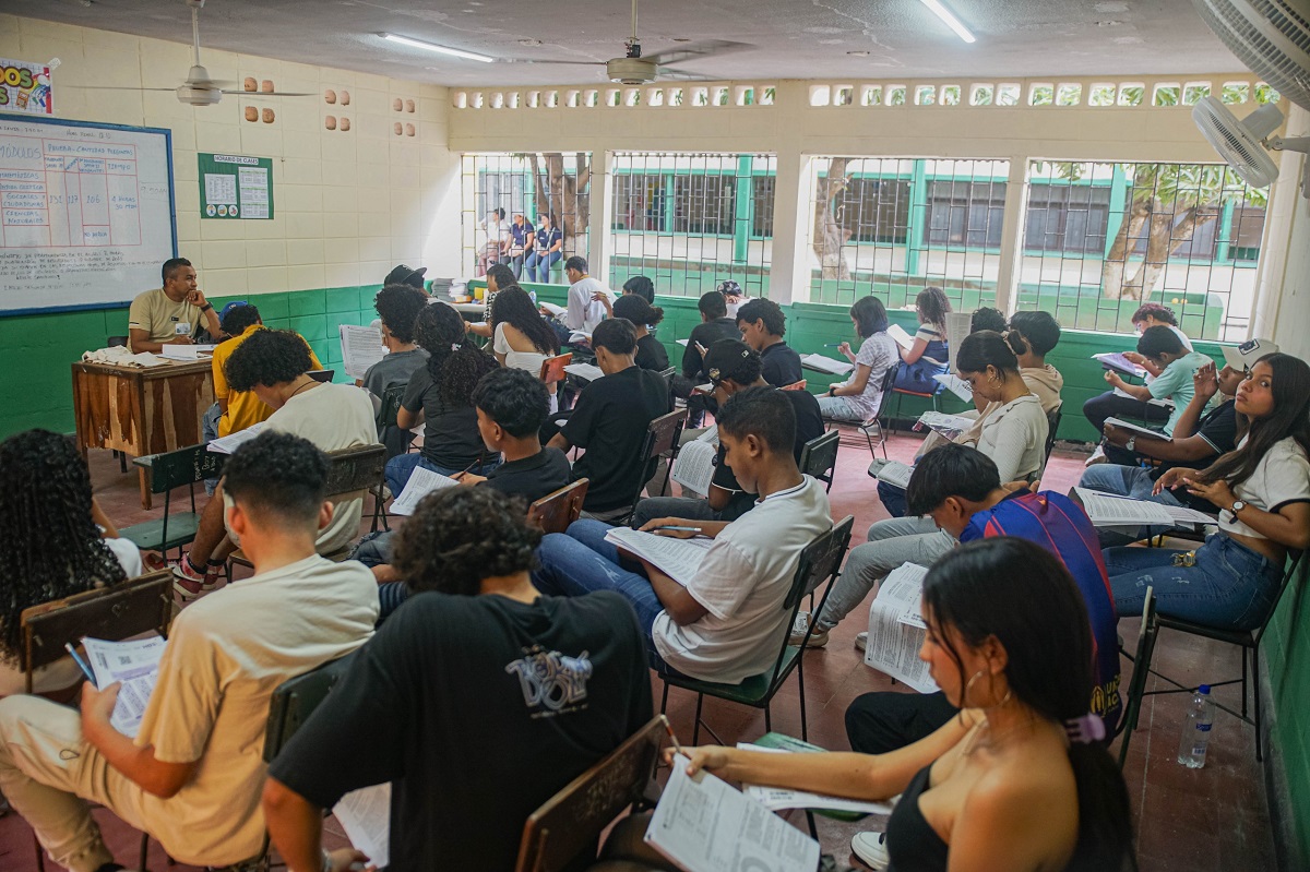Soledad logra avance histórico en Pruebas Saber 11 con 56% de sus colegios en alza