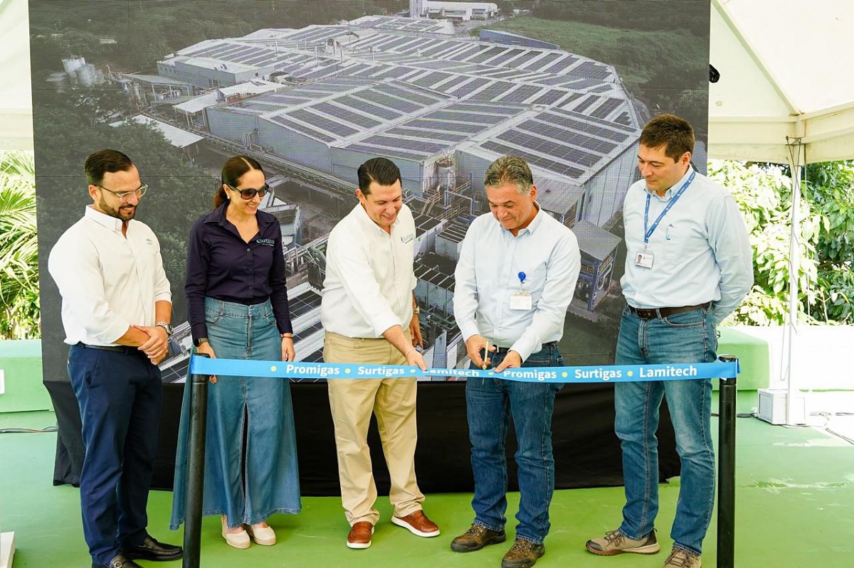 Lamitech inaugura su mayor planta solar con apoyo de Promigas y Surtigas