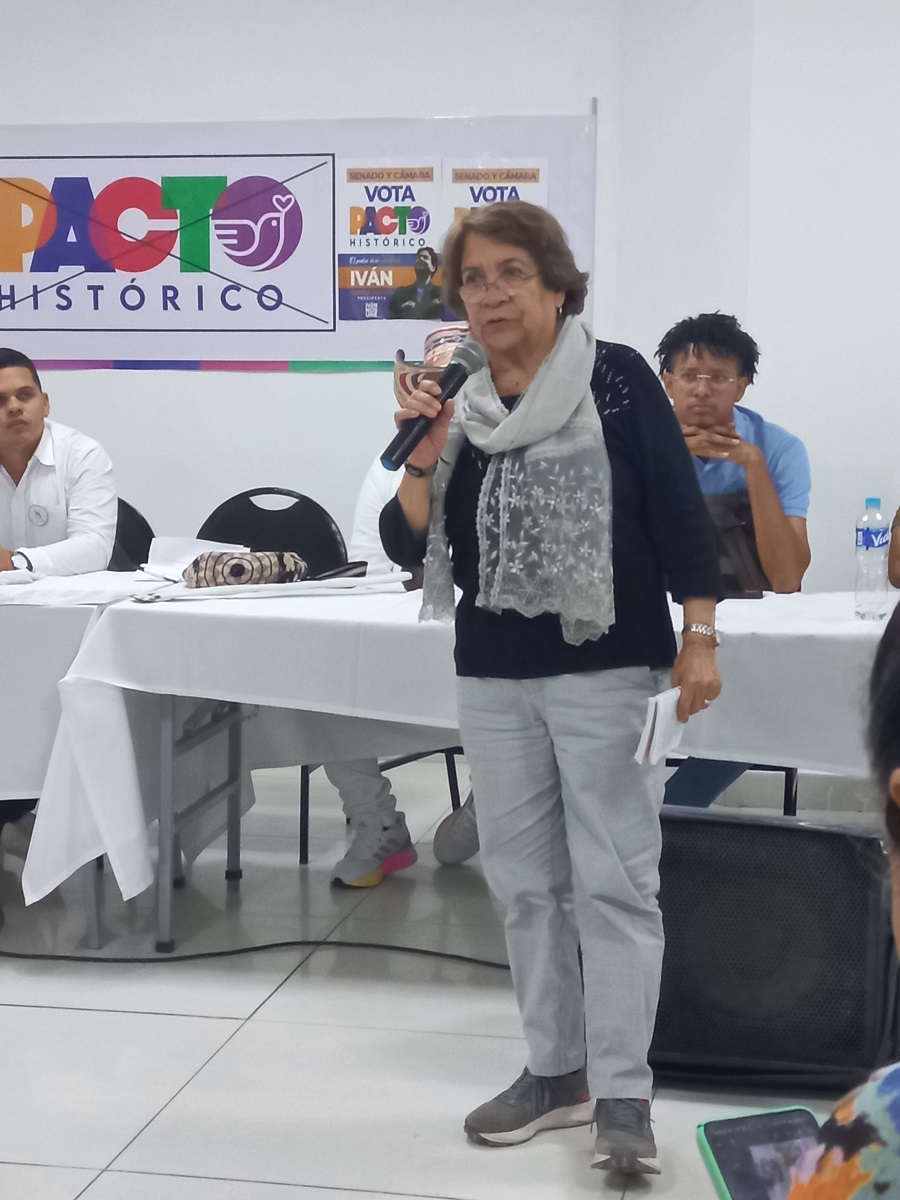 Avella defiende la reforma agraria del Gobierno
