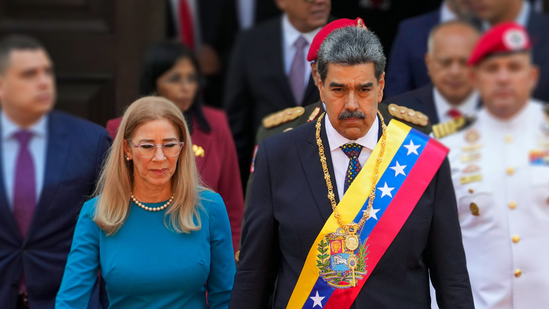 EE.UU. afirma haber detenido a Maduro tras ataque militar