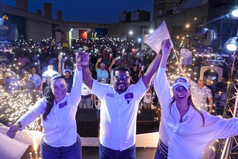 Masivo apoyo en Soledad a Winsner Sandoval