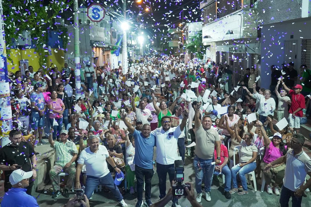 Multitud respalda a Winsner Sandoval en Soledad