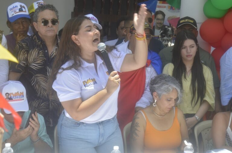 Ivan Cepeda inauguró sede en Barranquilla y apunta a triunfo en primera vuelta 45 Iván Cepeda inauguró sede de campańa en Barranquilla y apunta a ganar en primera vuelta