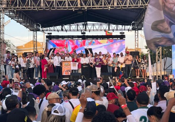Más de 80.000 personas acompañaron el cierre de campaña de Iván Cepeda en Barranquilla