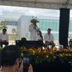 Petro destacó al turismo como motor económico durante inauguración en el aeropuerto Ernesto Cortissoz