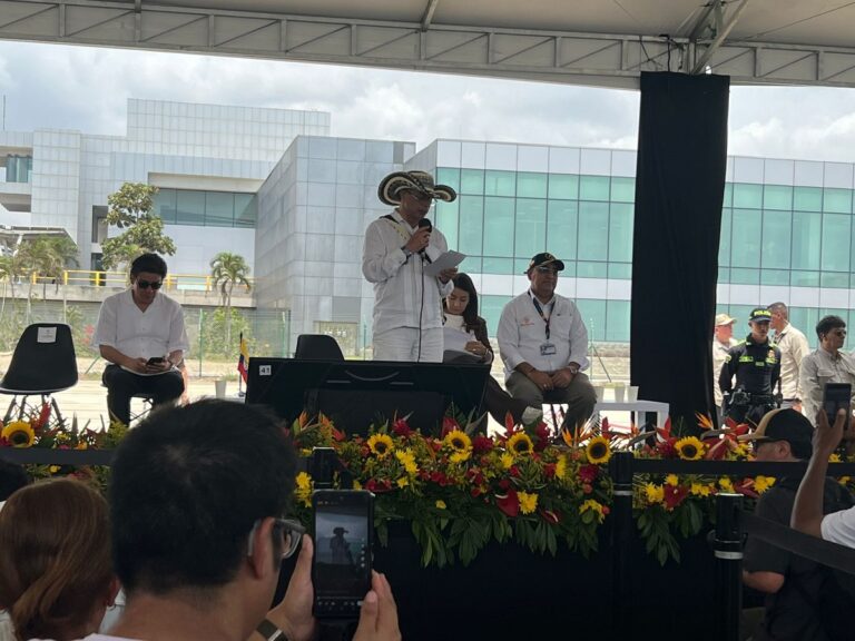 Petro destacó al turismo como motor económico durante inauguración en el aeropuerto Ernesto Cortissoz 44 Petro destacó al turismo como motor económico durante inauguración en el aeropuerto Ernesto Cortissoz