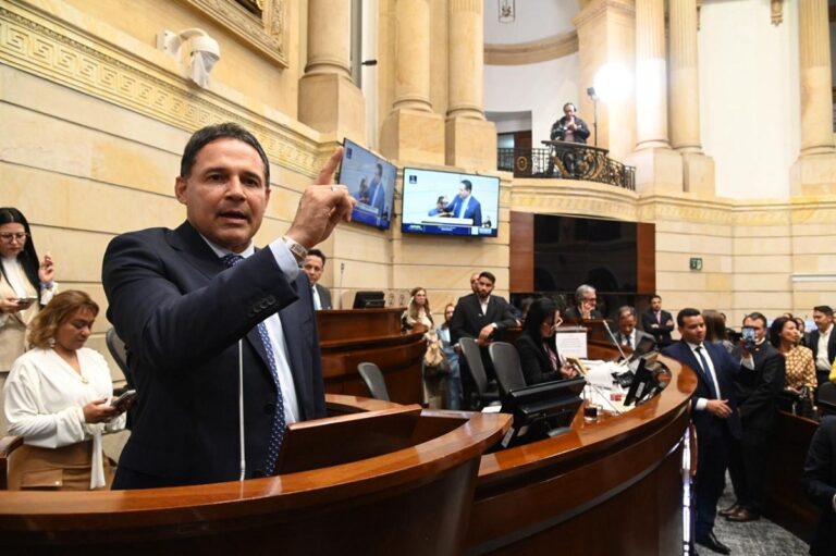Honorio Henríquez, nuevo presidente del Senado de Colombia para el periodo 2026-2027