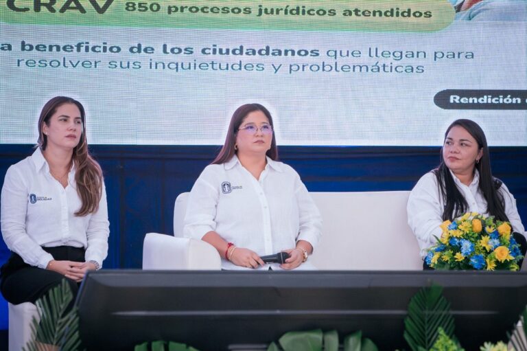 Soledad impulsó la educación pública con alimentación escolar, becas y mejor calidad académica 28 La secretaria de Educación de Soledad, Carolina Correa Gallardo, presentó los principales resultados alcanzados por el sector educativo durante 2025