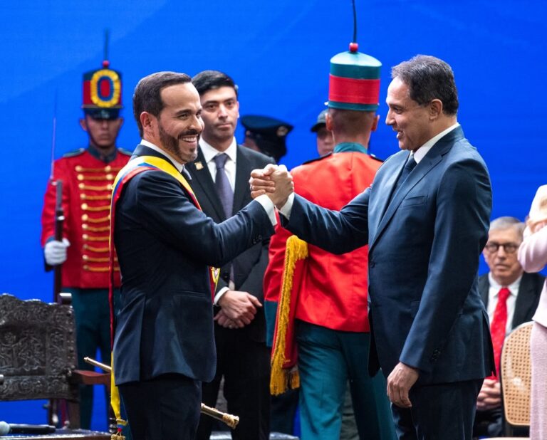 Abelardo de la Espriella asume la Presidencia de Colombia en medio de un país dividido y grandes retos políticos 44 Abelardo de la Espriella asume la Presidencia de Colombia en medio de un país dividido y grandes retos políticos