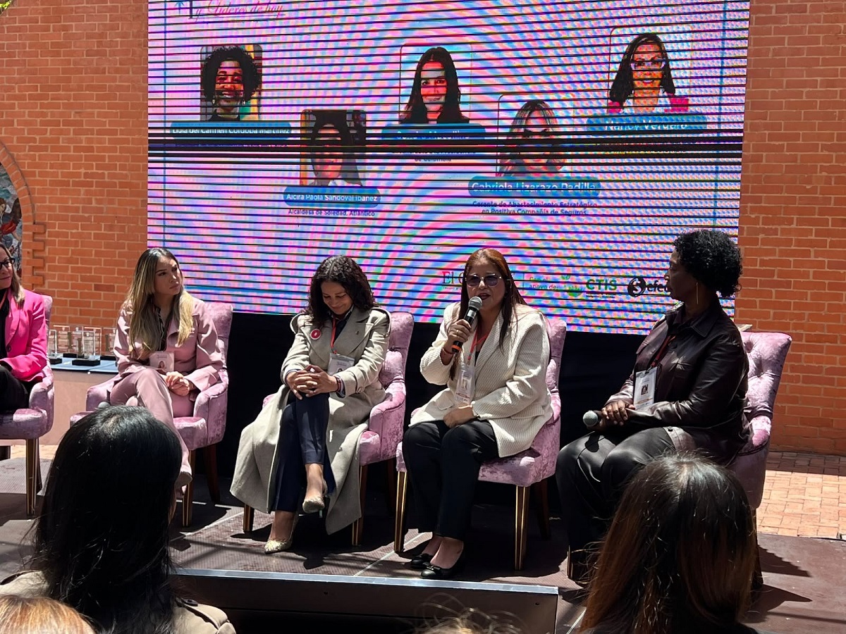 Alcira Sandoval destaca transformación de Soledad en Bogotá